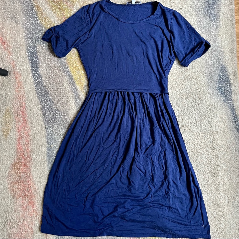 Amazing Maternity + Nursing Dress - Envie de Fraise, Size 4-6